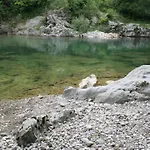 Apartment Riverside Rustic Ridge With Balcony - Three Bedroom With Balcony Slap ob Idrijci